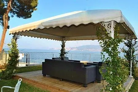 Sleeps 3 Pool Wifi Apartment Meina