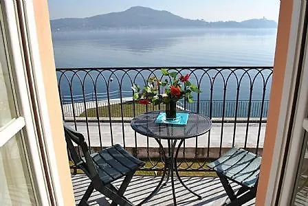 Sleeps 3 Pool Wifi Apartmán *